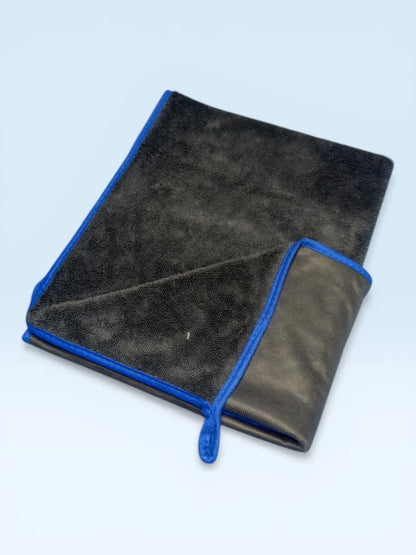 MotoTwist car drying towel
