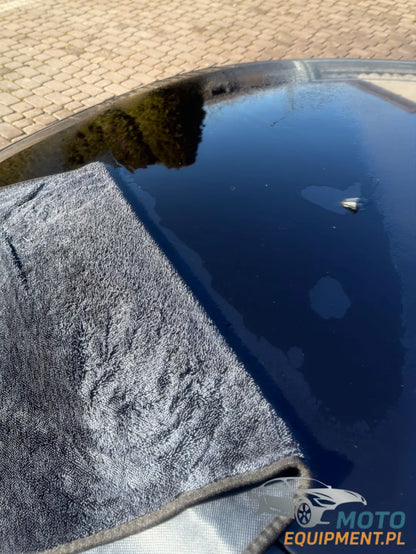 MotoTwist car drying towel